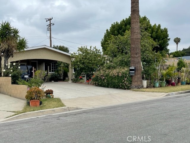 839 W Galatea Street