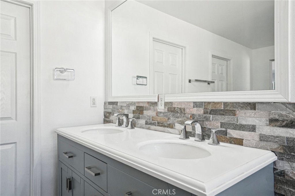 12194 Bridlewood Drive