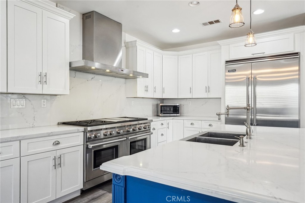 12194 Bridlewood Drive