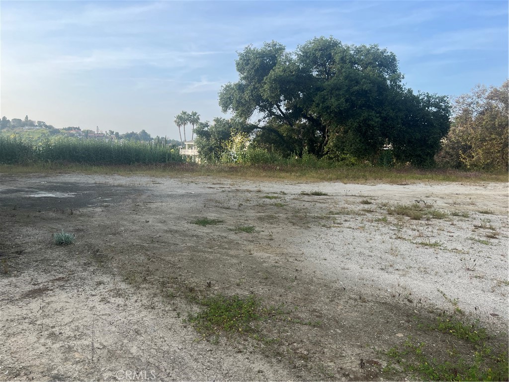 2537 INDIAN CREEK Road