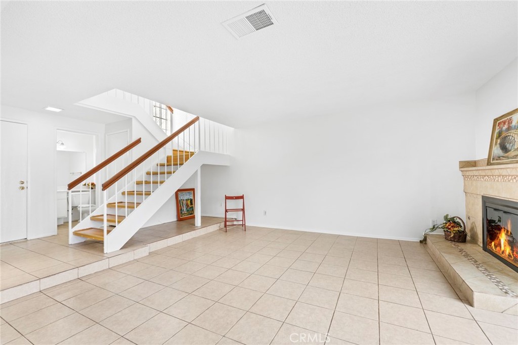 2812 Tuolumne Place D