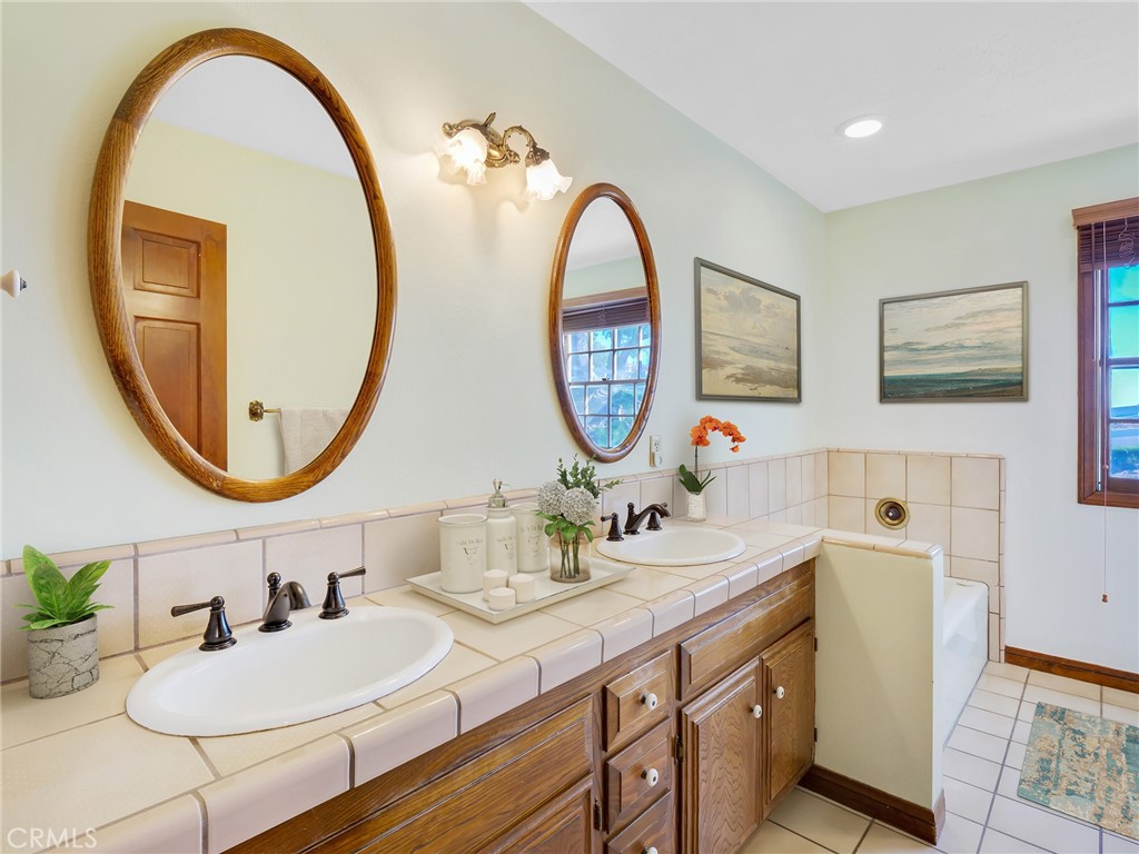 2330 Clear Creek Lane