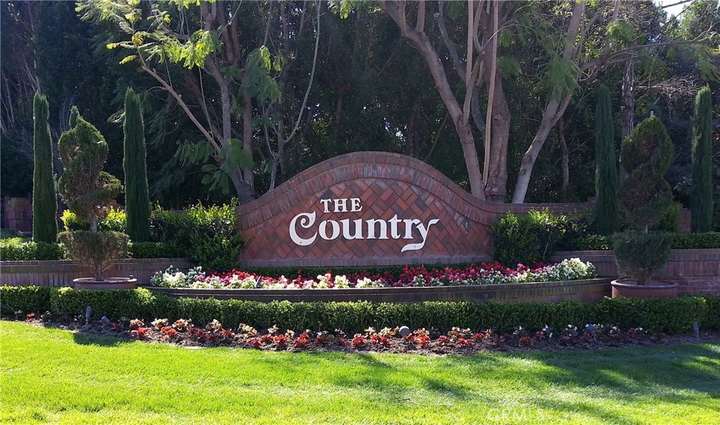 2695 Broken Feather Lane