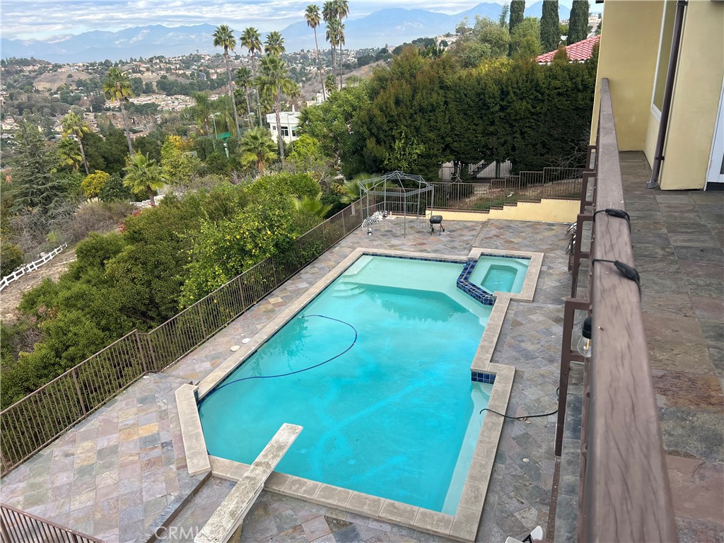 2745 Wagon Train Lane