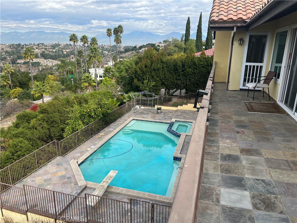 2745 Wagon Train Lane