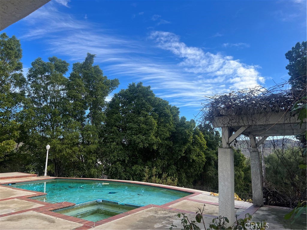 2108 Indian Creek Road