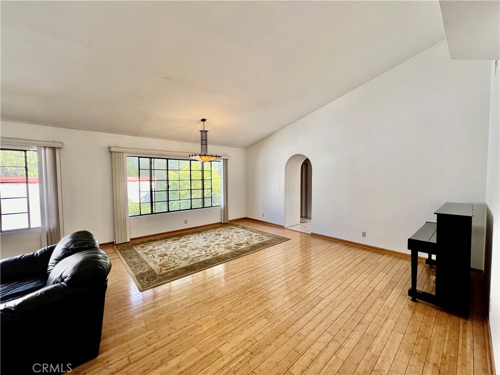 2108 Indian Creek Road