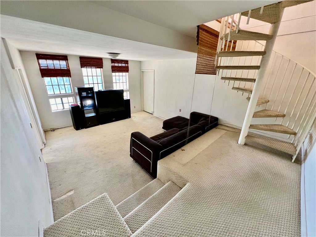 2108 Indian Creek Road