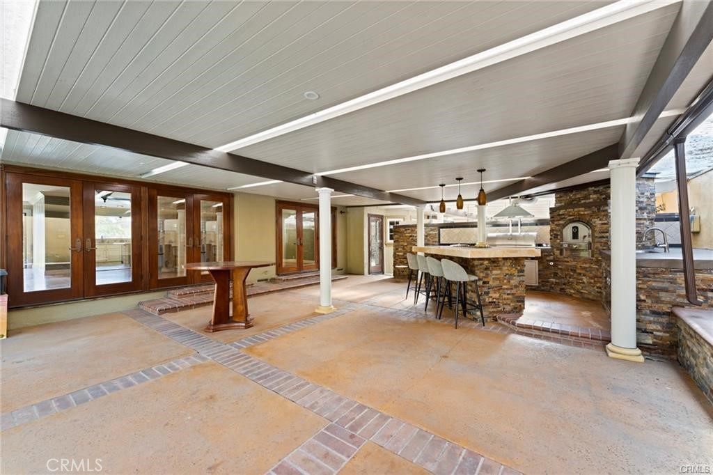 1029 Burnell Oaks Lane