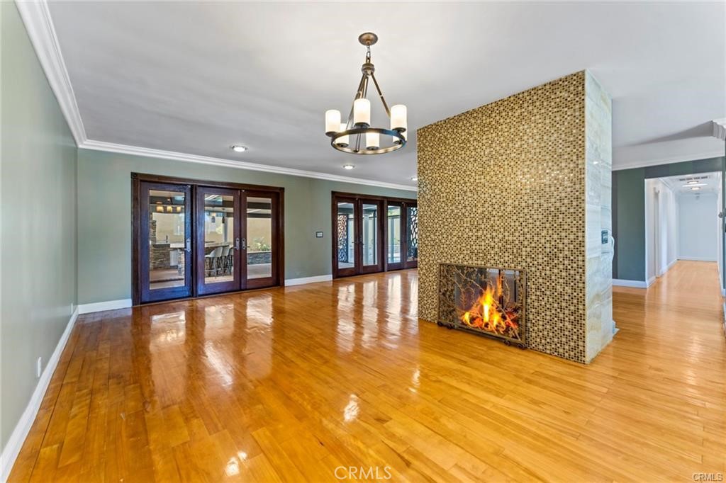 1029 Burnell Oaks Lane