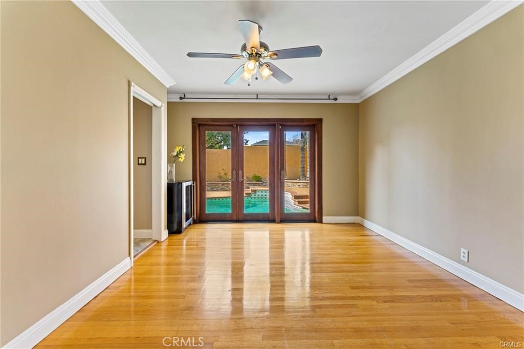 1029 Burnell Oaks Lane