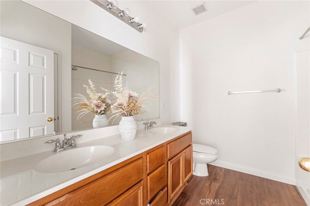 17047 Crabapple Lane