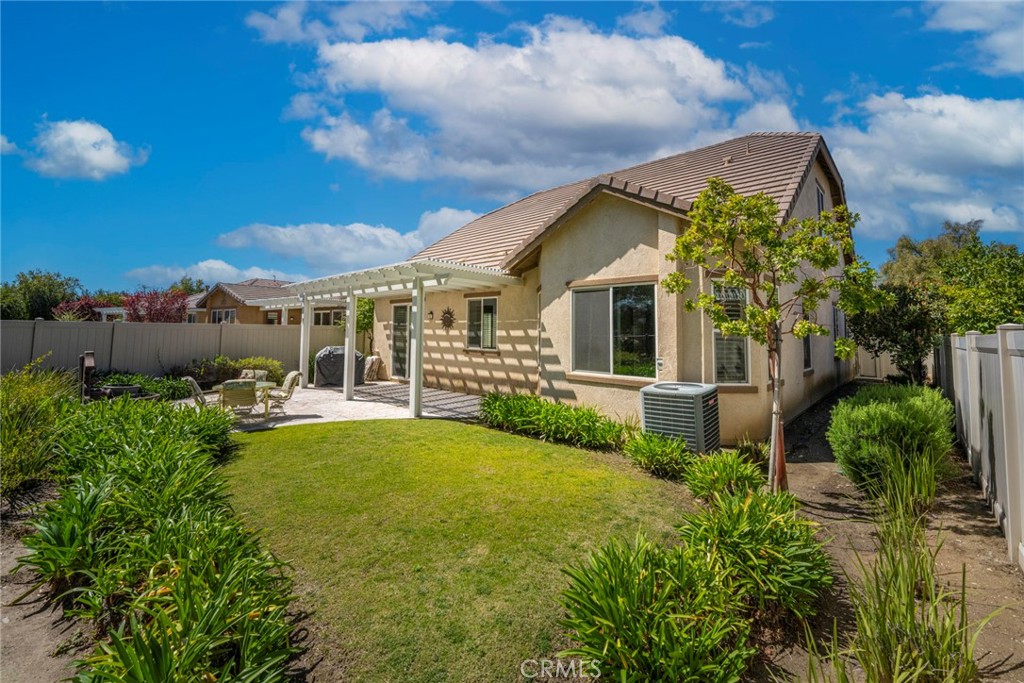 328 Enchanted Park North