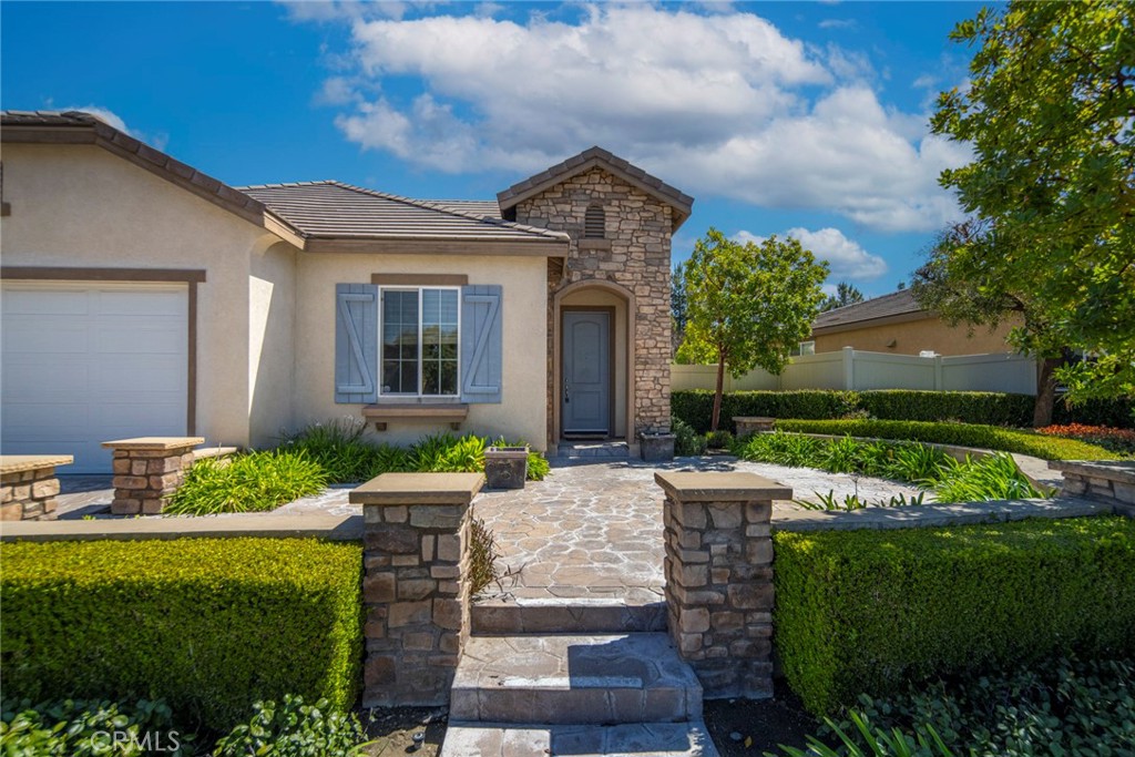 328 Enchanted Park North