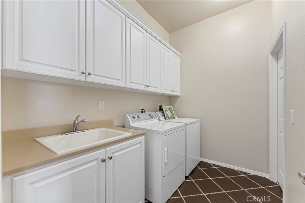 328 Enchanted Park North