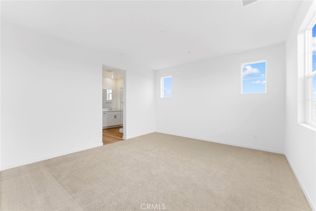 4411 S Fairmount Paseo