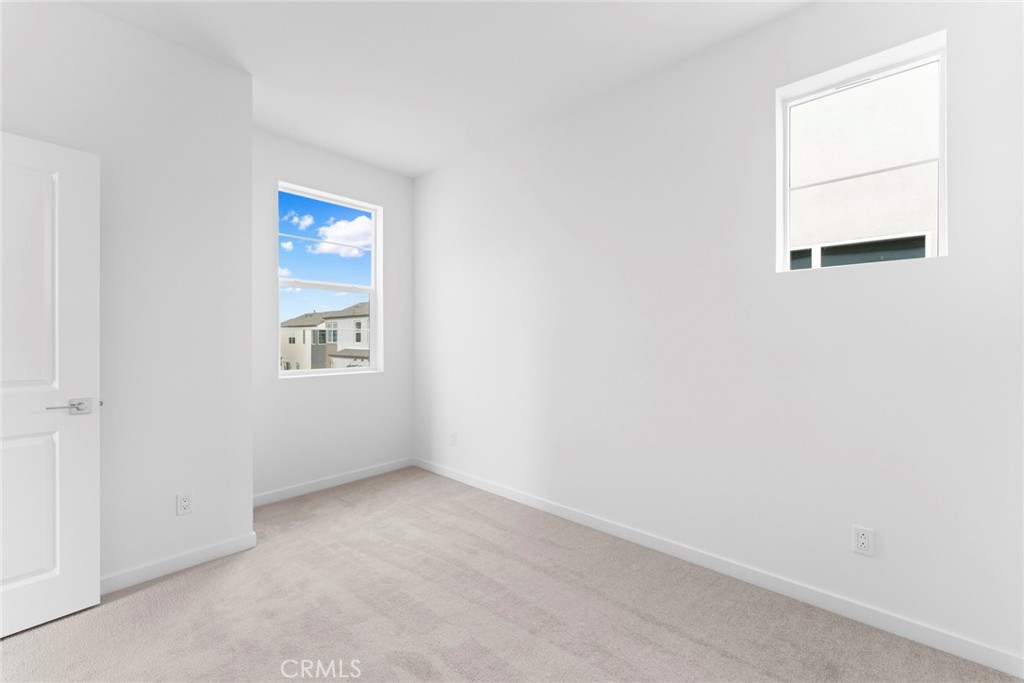 4411 S Fairmount Paseo