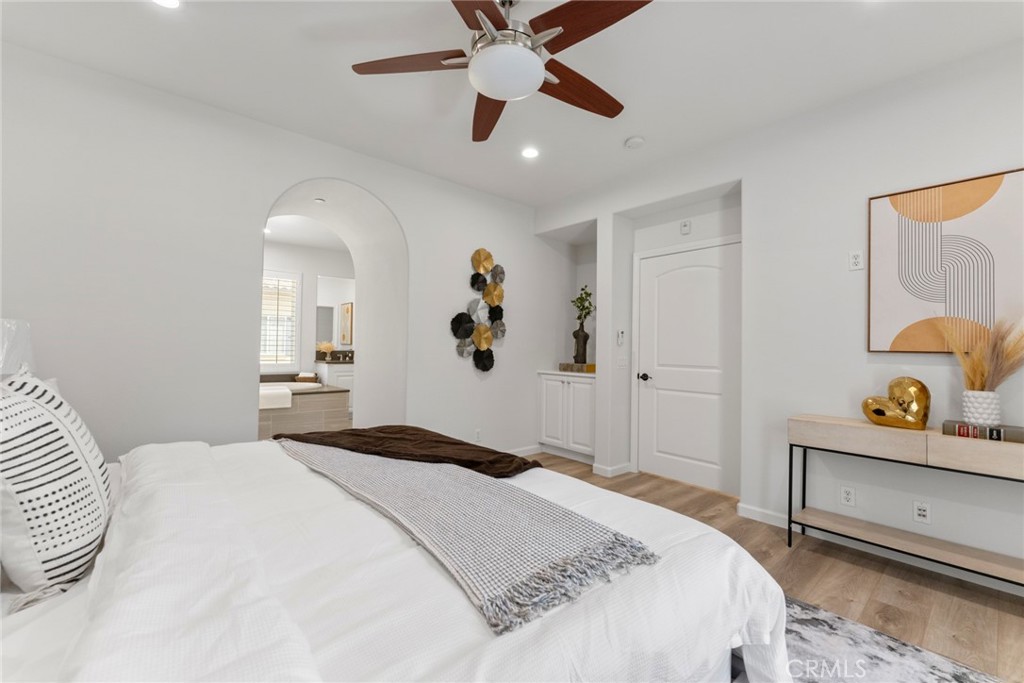 893 Terrace Lane W. 1