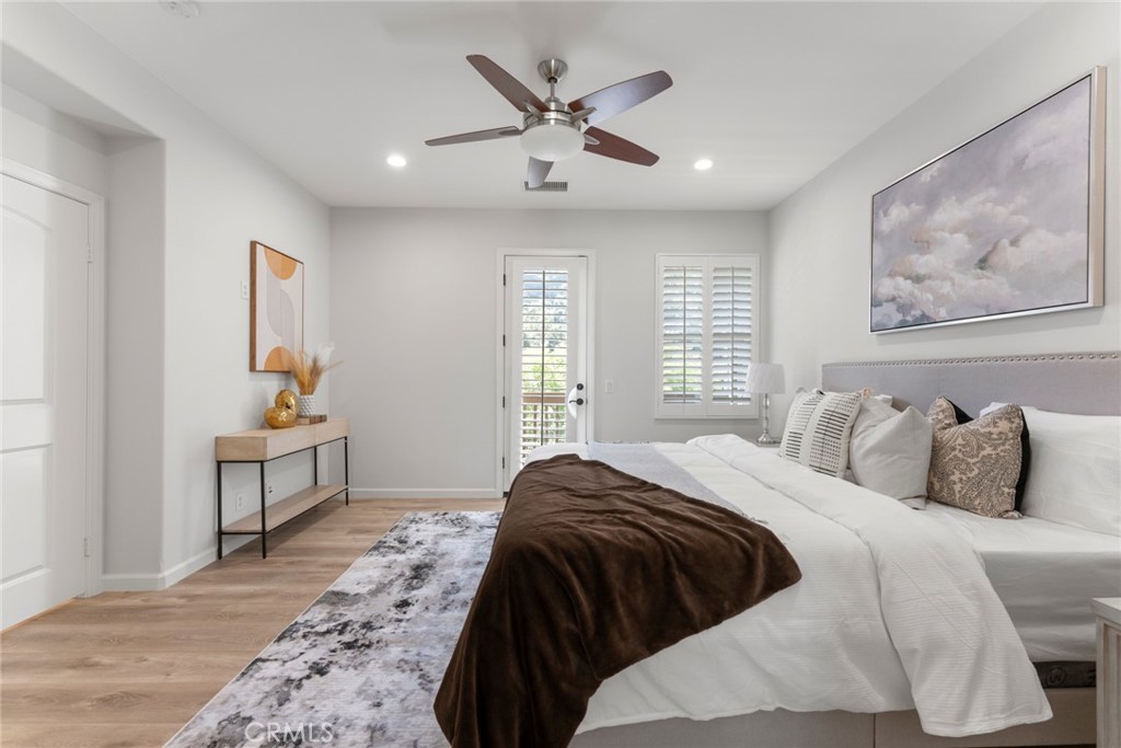 893 Terrace Lane W. 1