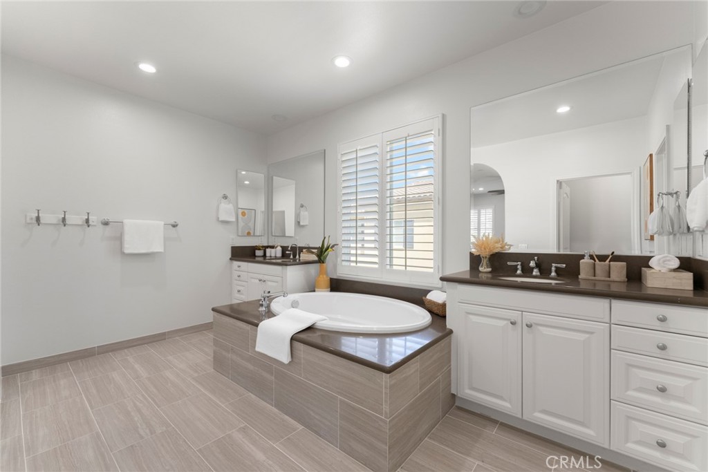 893 Terrace Lane W. 1