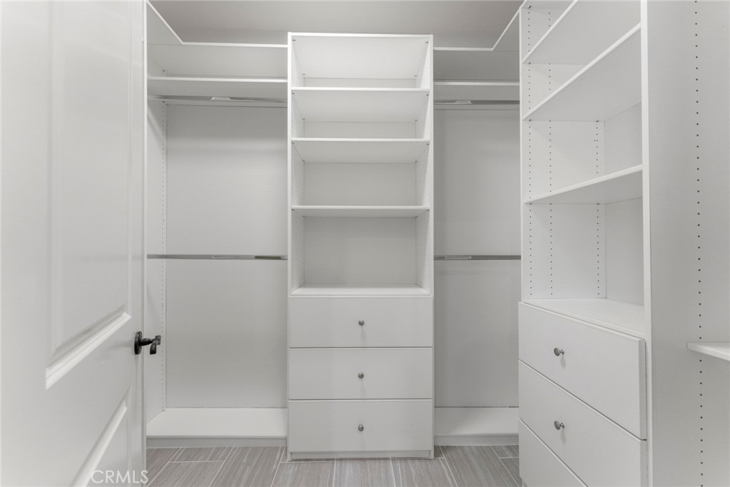 893 Terrace Lane W. 1