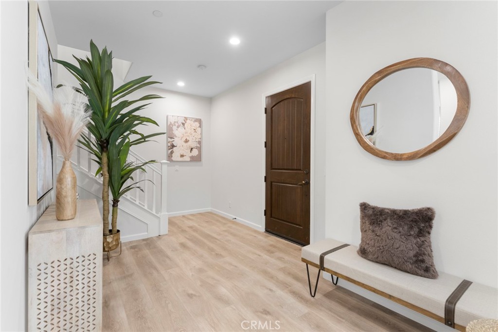 893 Terrace Lane W. 1