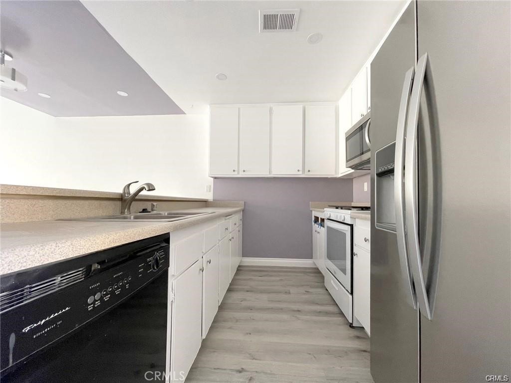 425 Orange Blossom 205