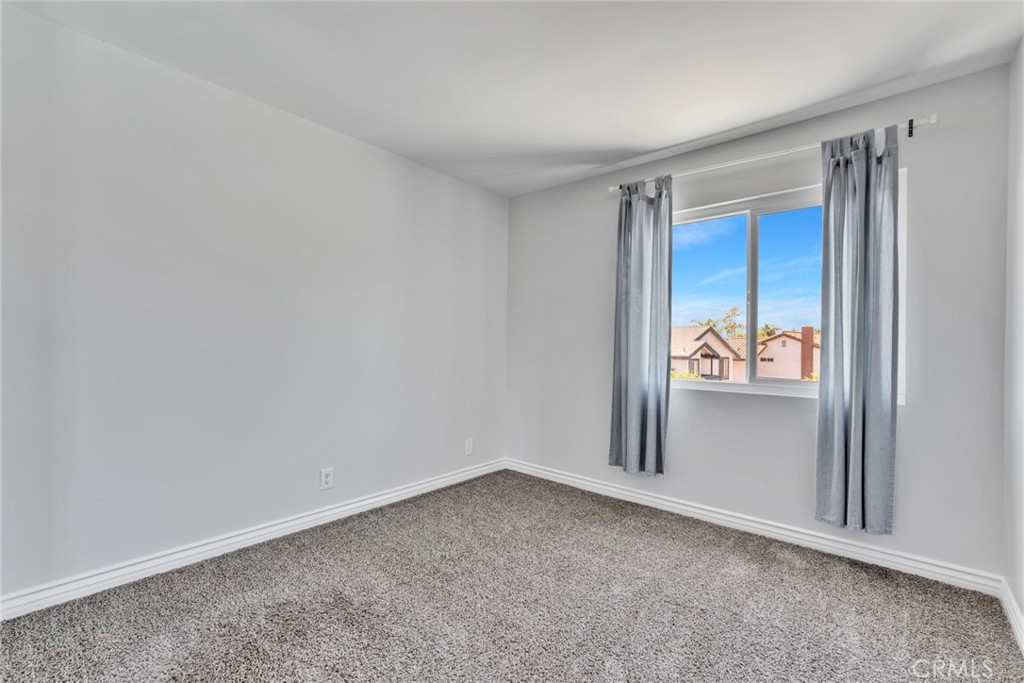 1335 Rolling Knoll Road