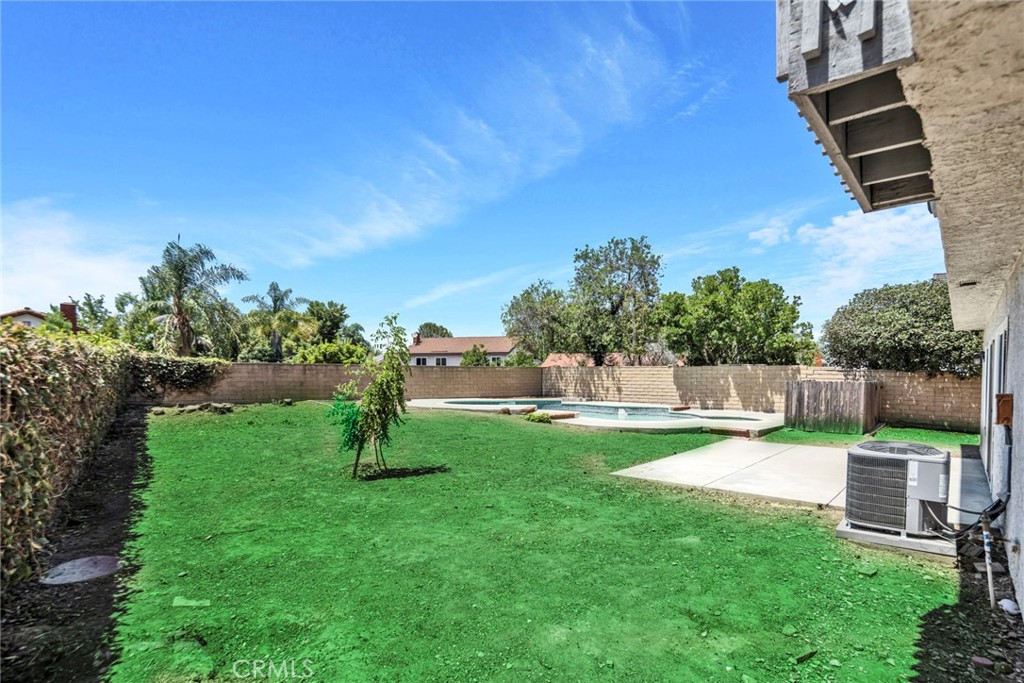 1335 Rolling Knoll Road