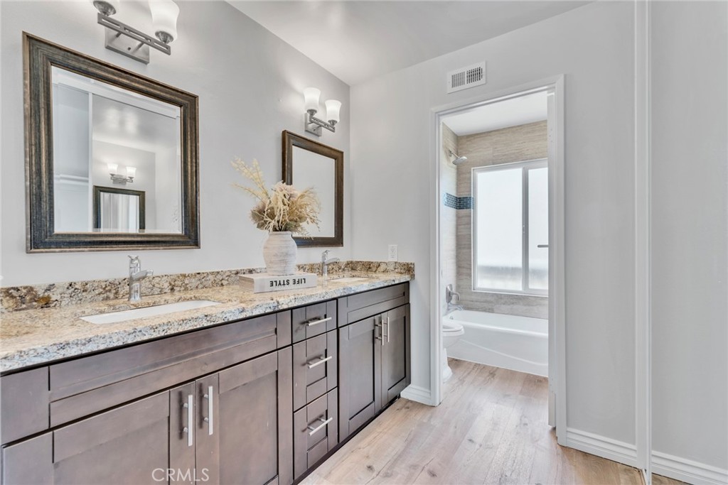 1335 Rolling Knoll Road