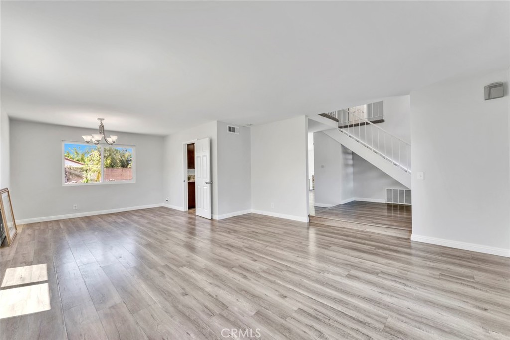 1335 Rolling Knoll Road