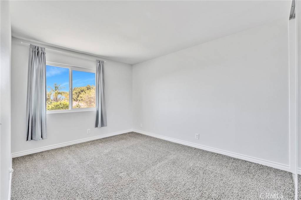 1335 Rolling Knoll Road