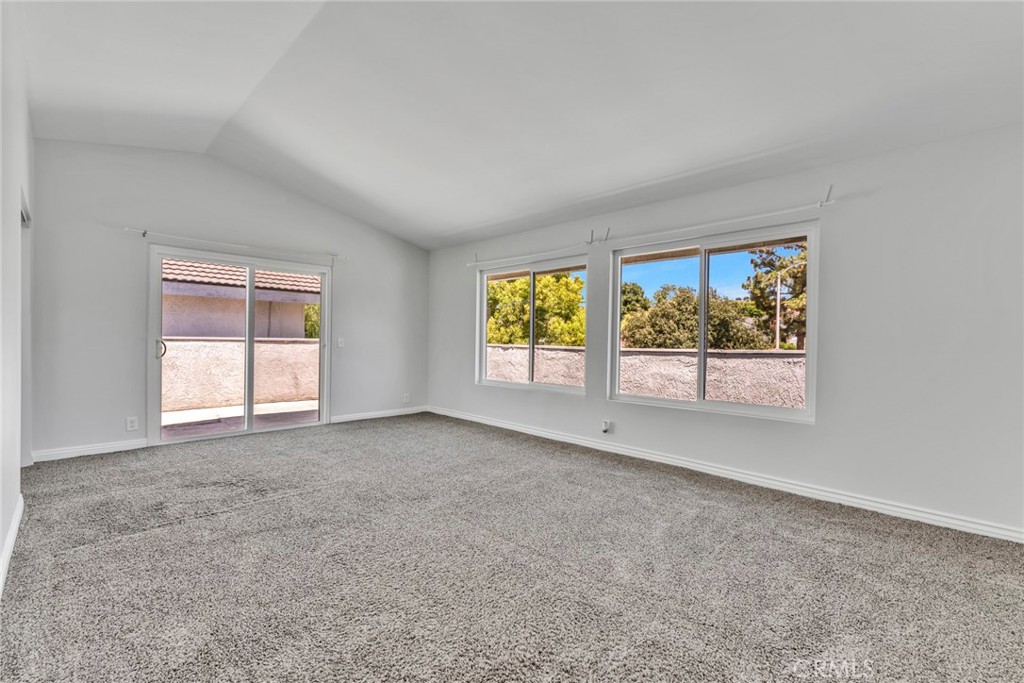 1335 Rolling Knoll Road