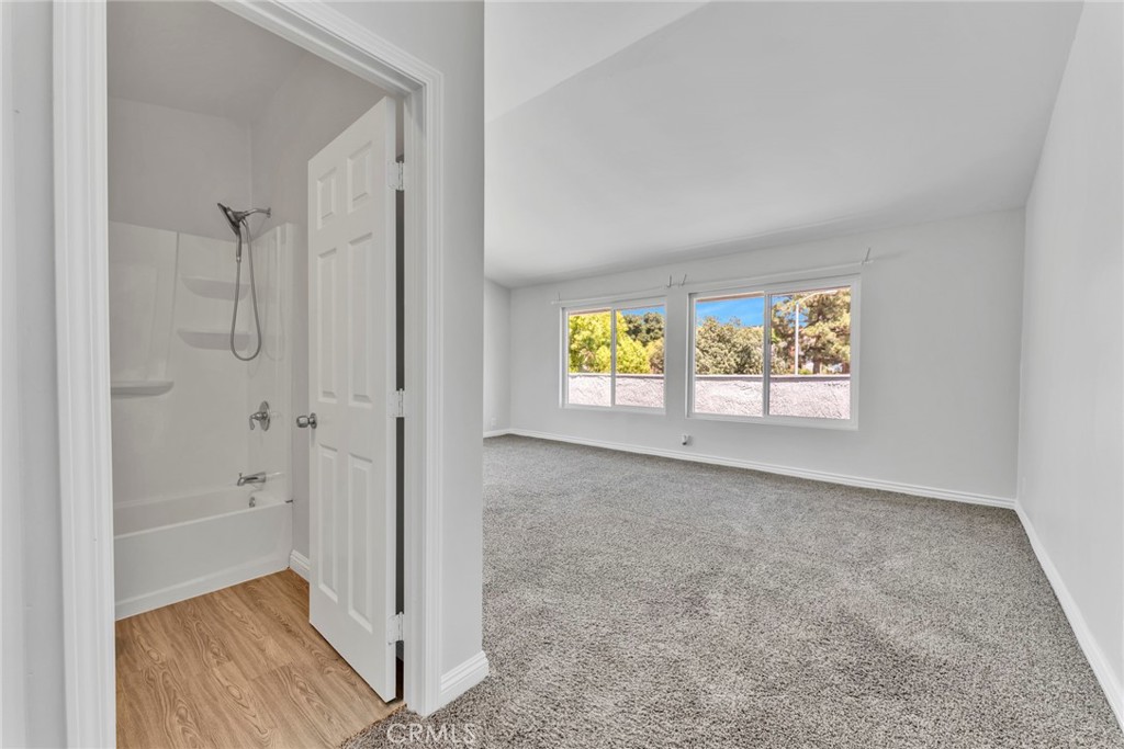 1335 Rolling Knoll Road