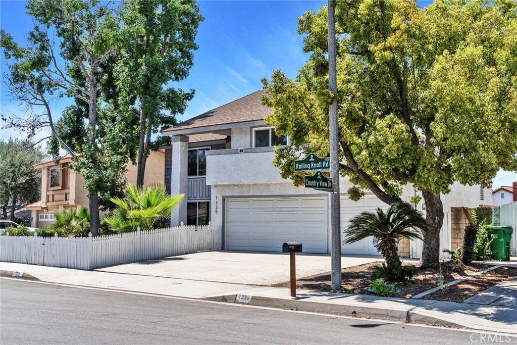 1335 Rolling Knoll Road