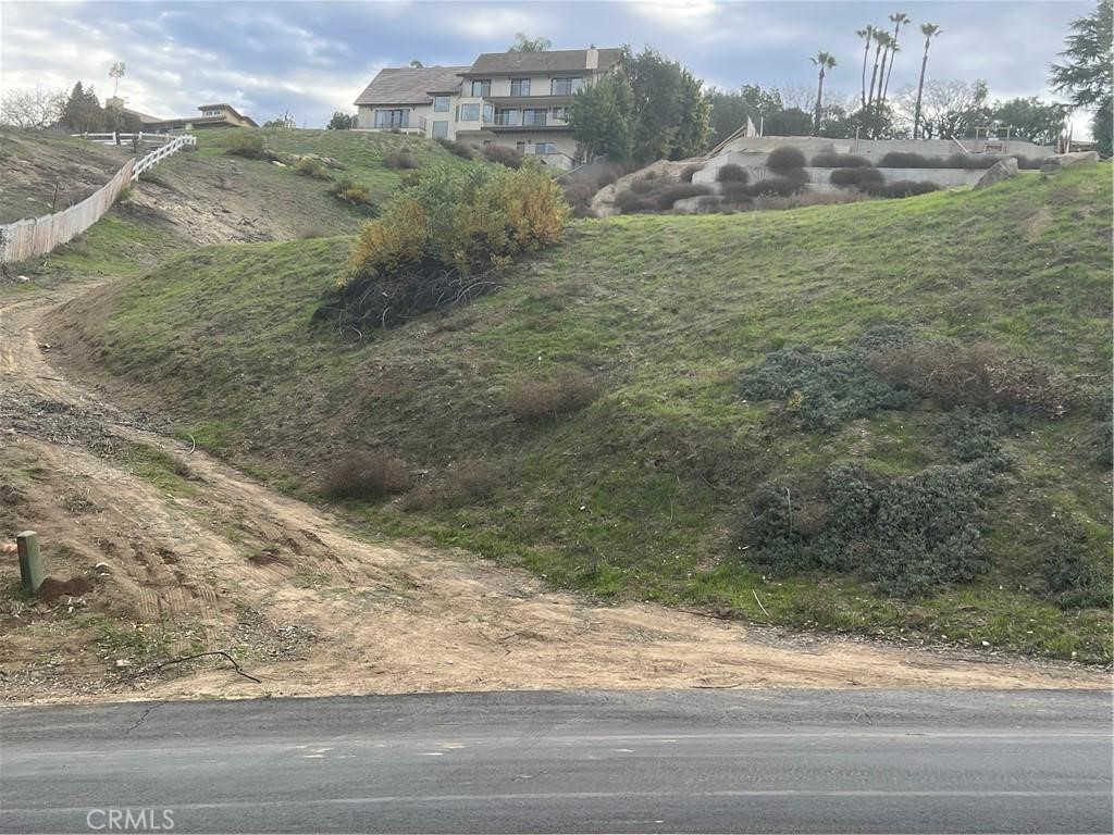 2760 Shadow Canyon Road