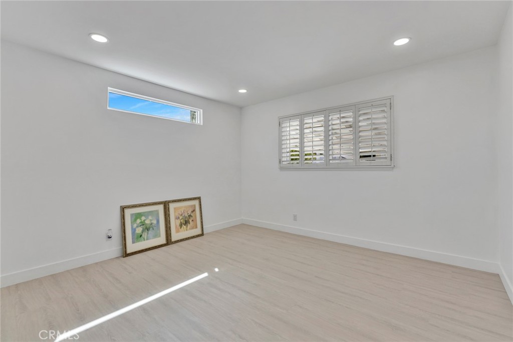 13031 Los Cedros Ave.