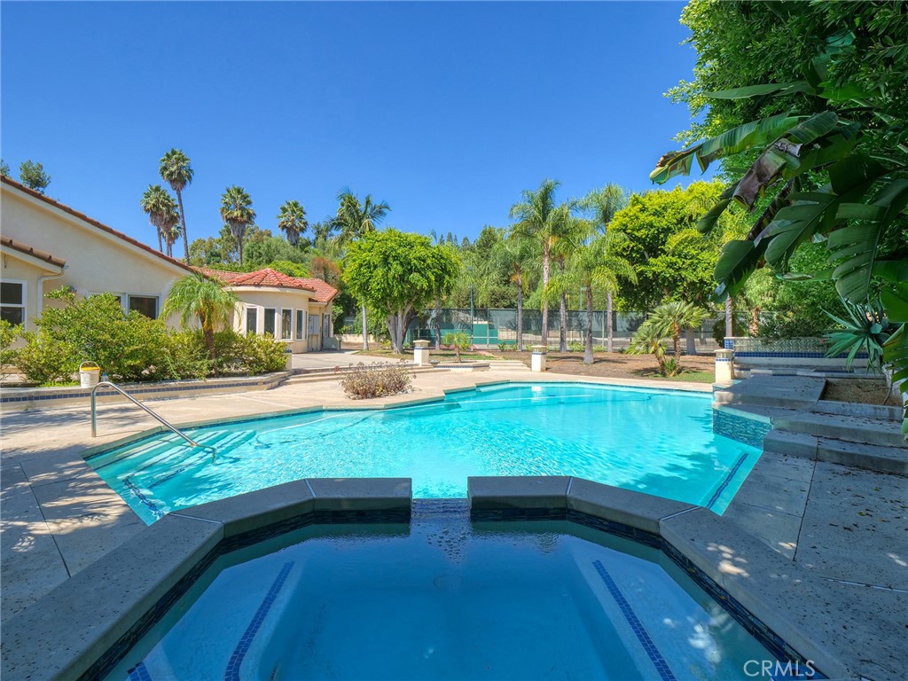 23655 Falcons View Drive