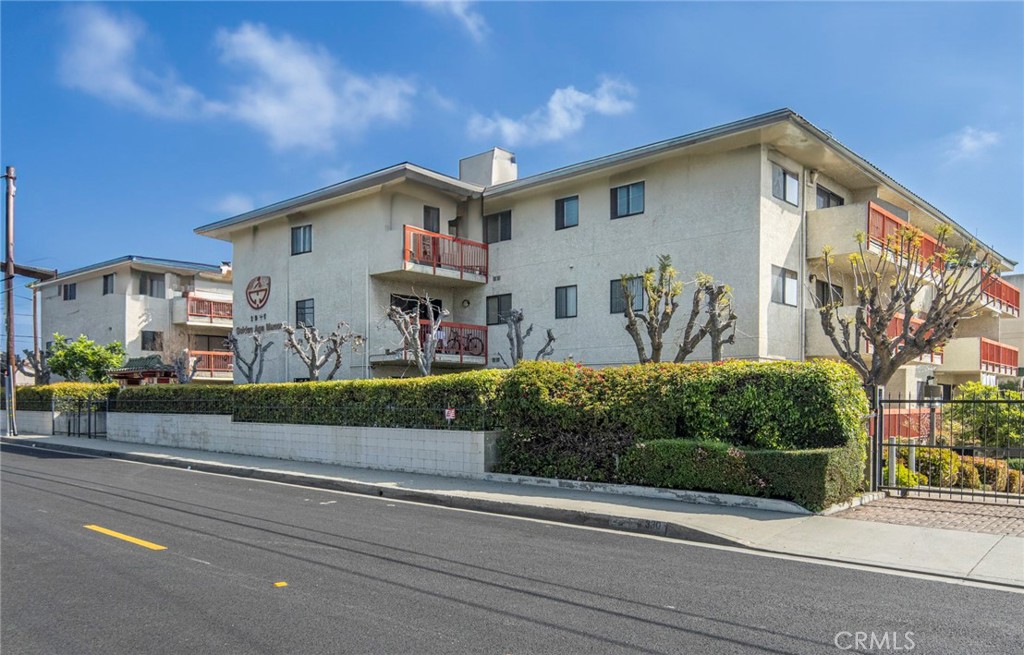 330 N. Rural Dr. 308