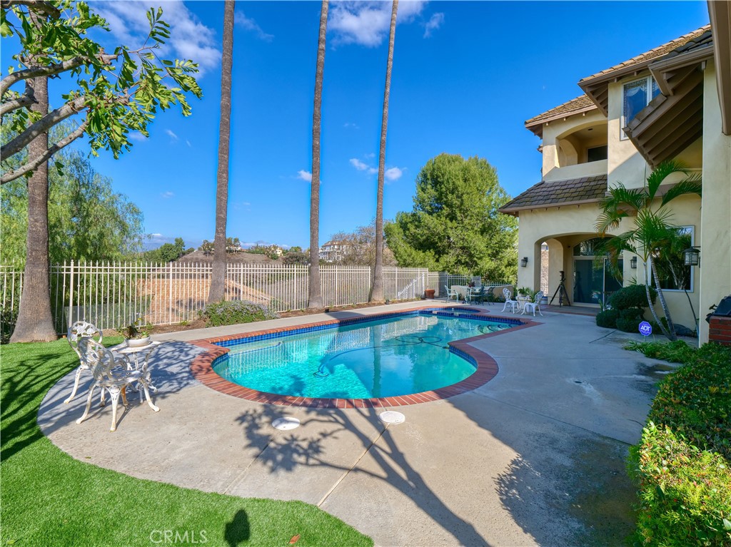 1822 Diamond Knoll Lane