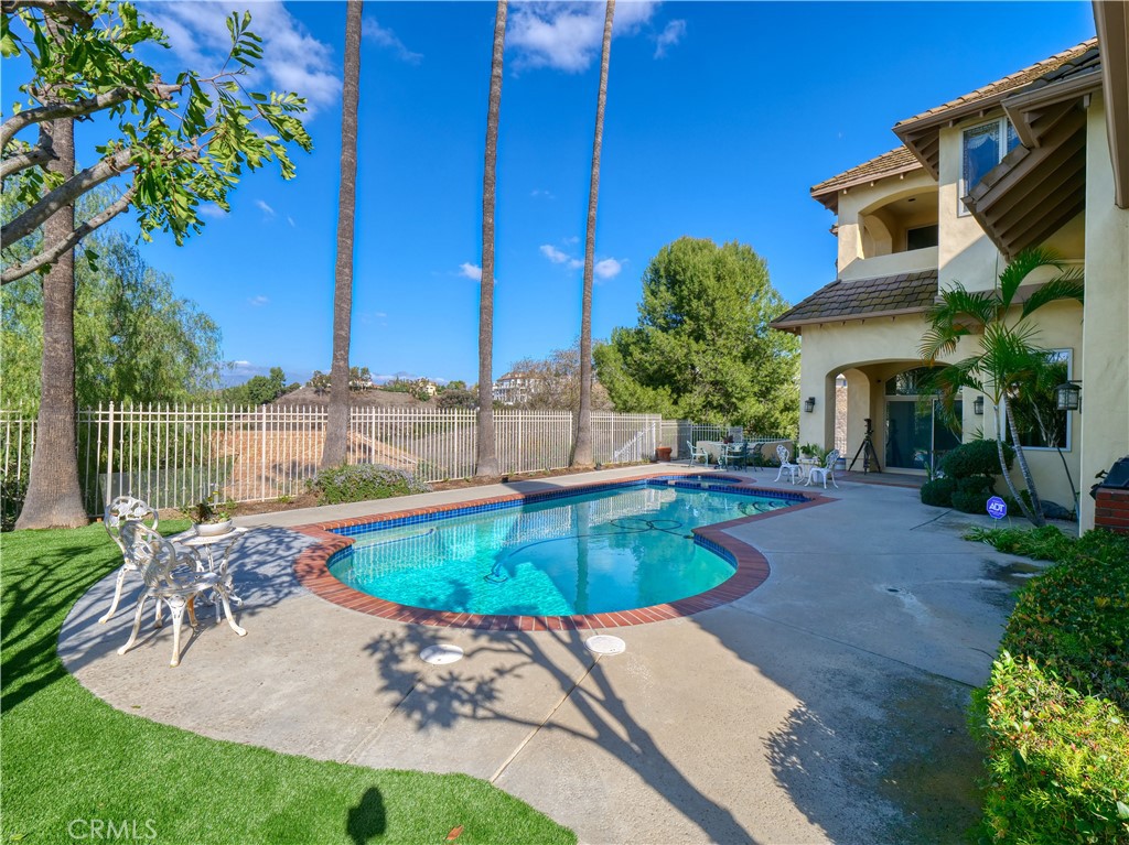 1822 Diamond Knoll Lane