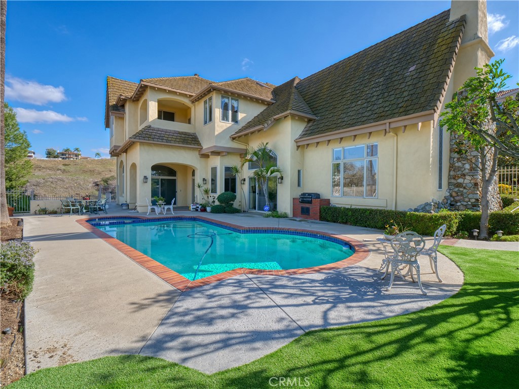 1822 Diamond Knoll Lane