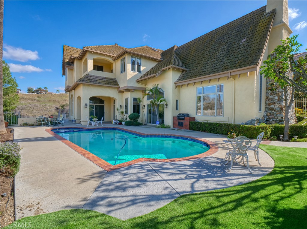 1822 Diamond Knoll Lane