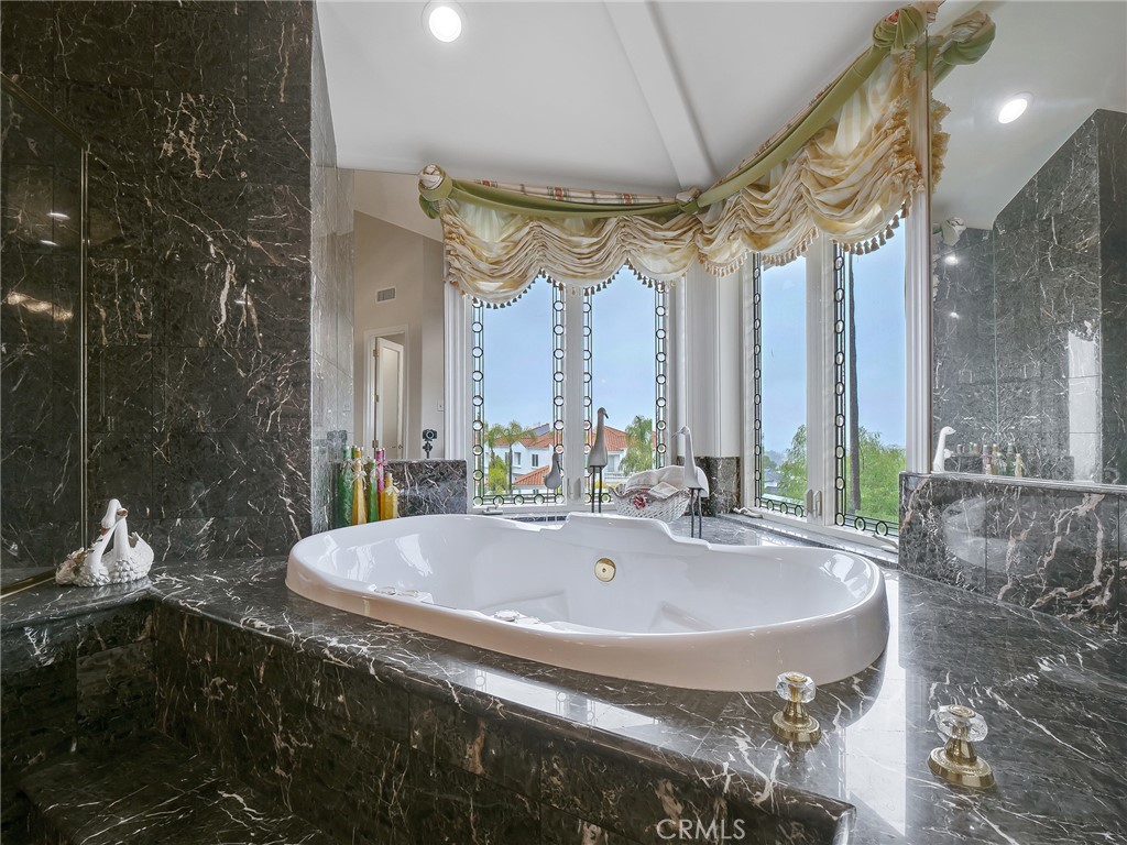 1822 Diamond Knoll Lane