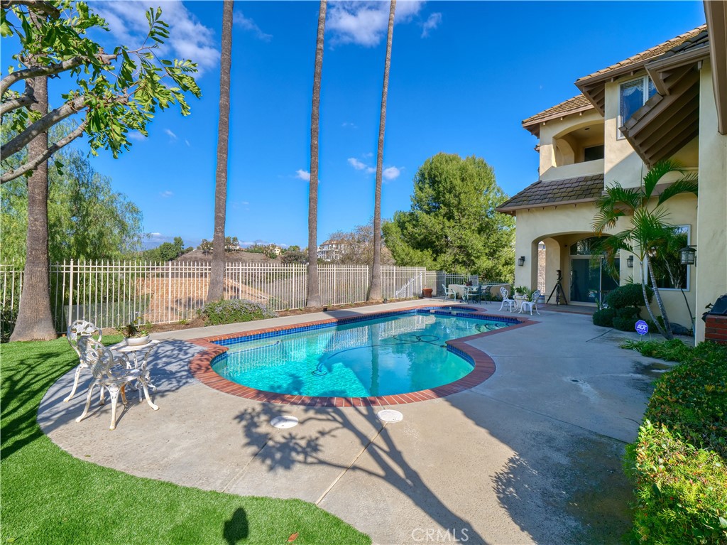 1822 Diamond Knoll Lane