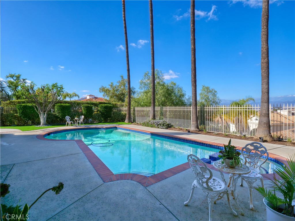 1822 Diamond Knoll Lane