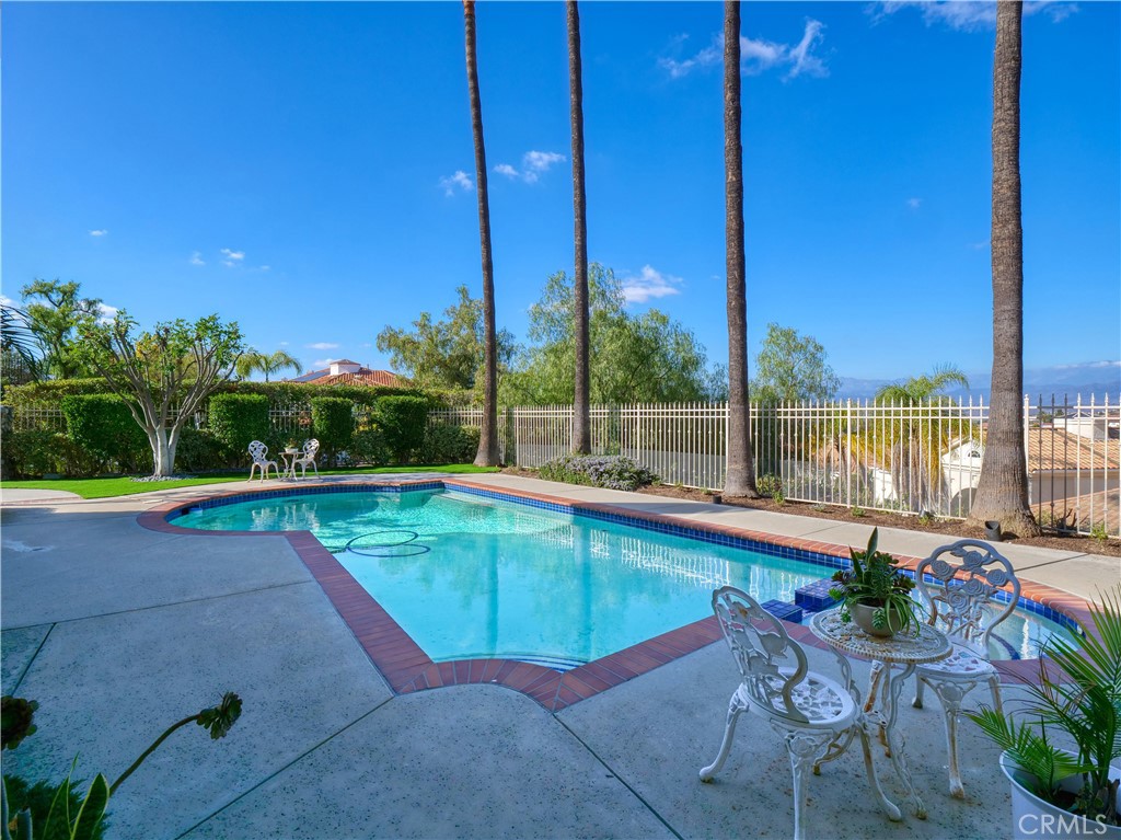 1822 Diamond Knoll Lane