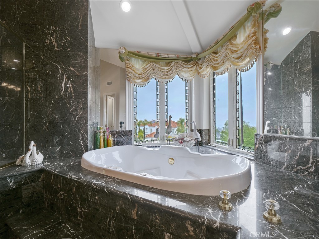 1822 Diamond Knoll Lane