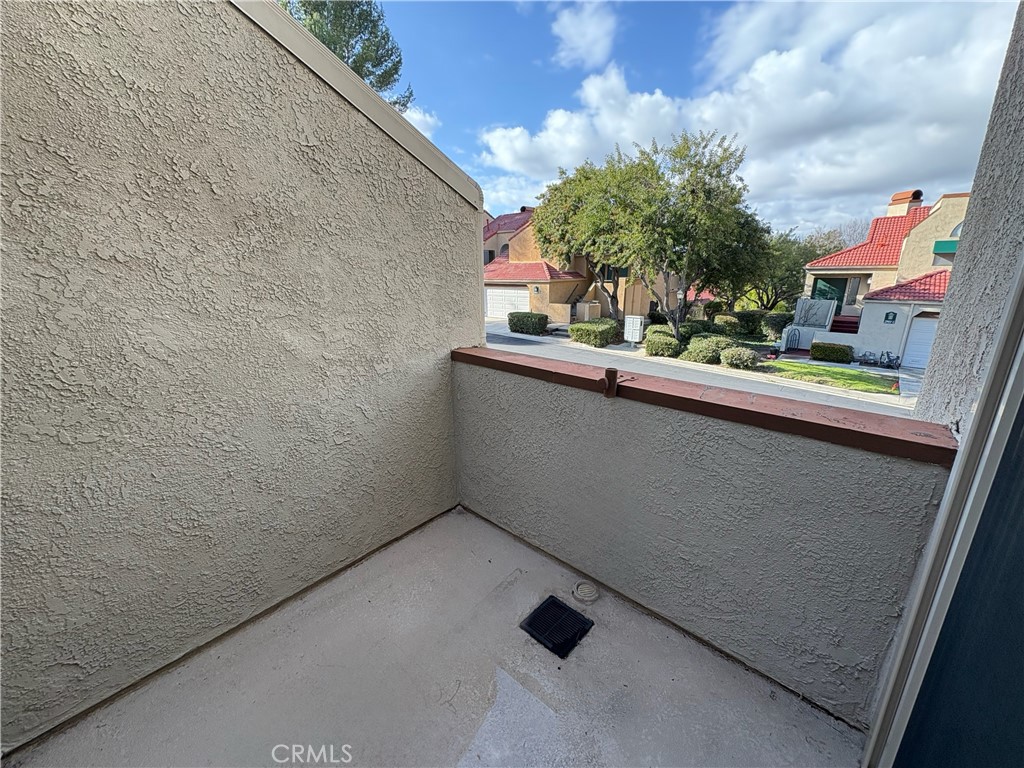 2902 Yucatan Place B