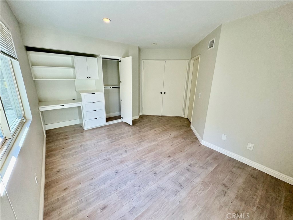 2902 Yucatan Place B